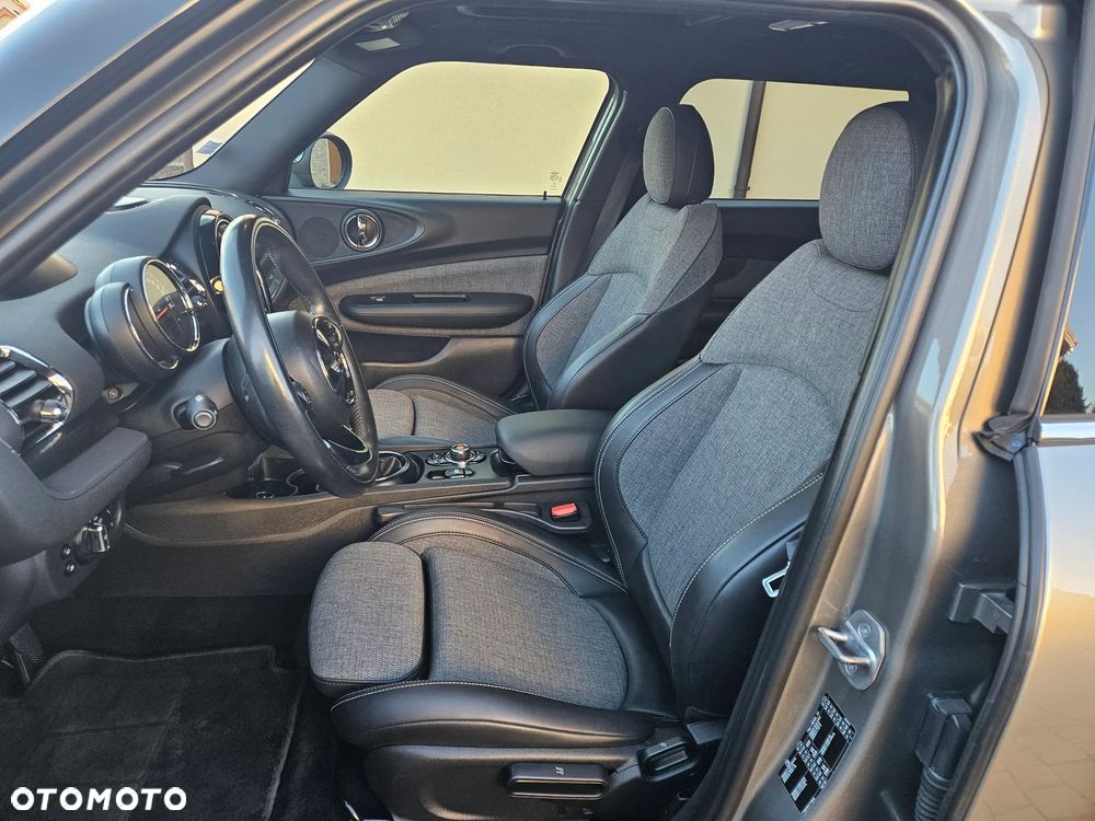 MINI Clubman One Blackyard - 14