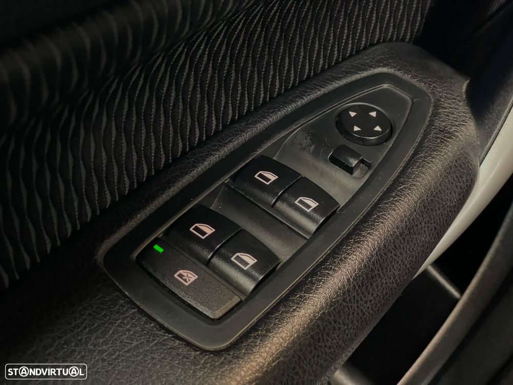 BMW 116 d EfficientDynamics - 16