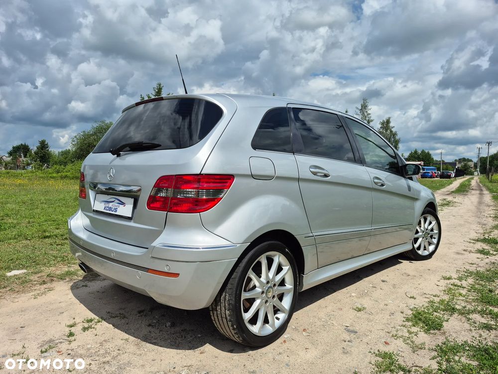 Mercedes-Benz Klasa B 180 BlueEFFICIENCY SPORT EDITION - 3