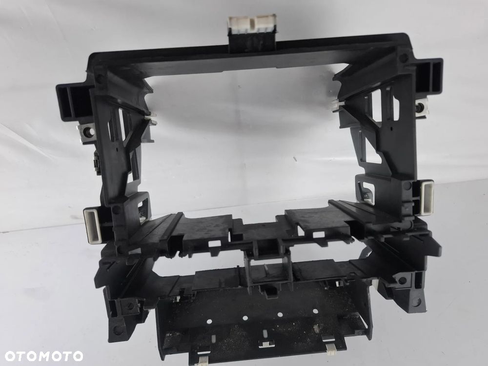 Mocowanie Ramka Kosz Dużego Radia 2-Din 2Din Audi A3 8P 8P0858005D - 3