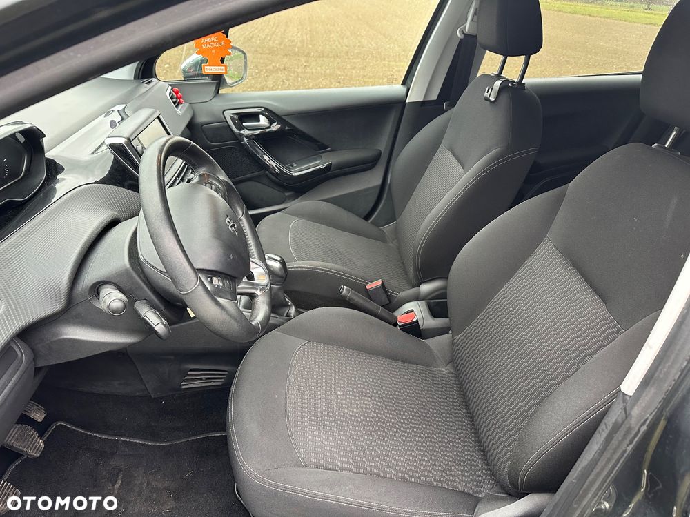 Peugeot 208 PureTech 82 Start & Stop Active - 12