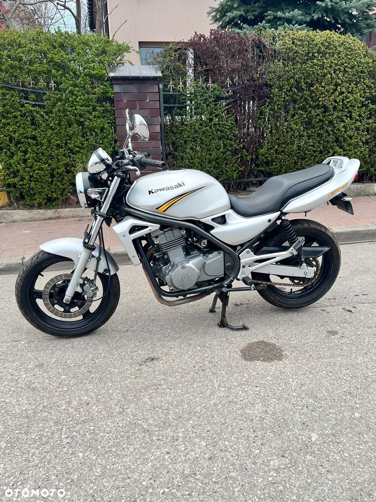 Kawasaki ER - 1