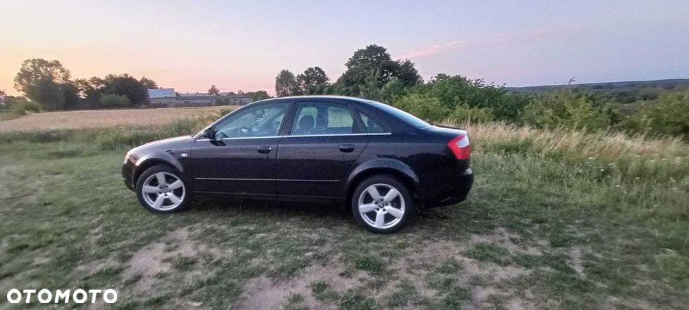 Audi A4 Limousine - 2