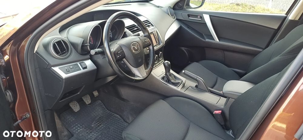 Mazda 3 1.6 Exclusive + - 7