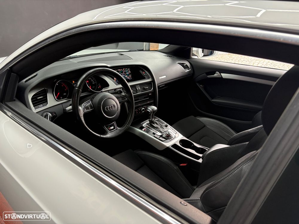 Audi A5 2.0 TDI Multitronic S-line - 55
