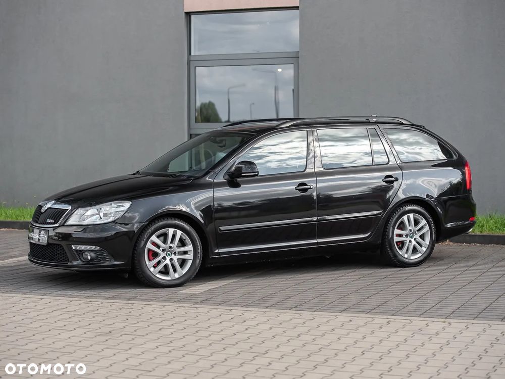 Skoda Octavia 2.0 TSI DSG RS - 12