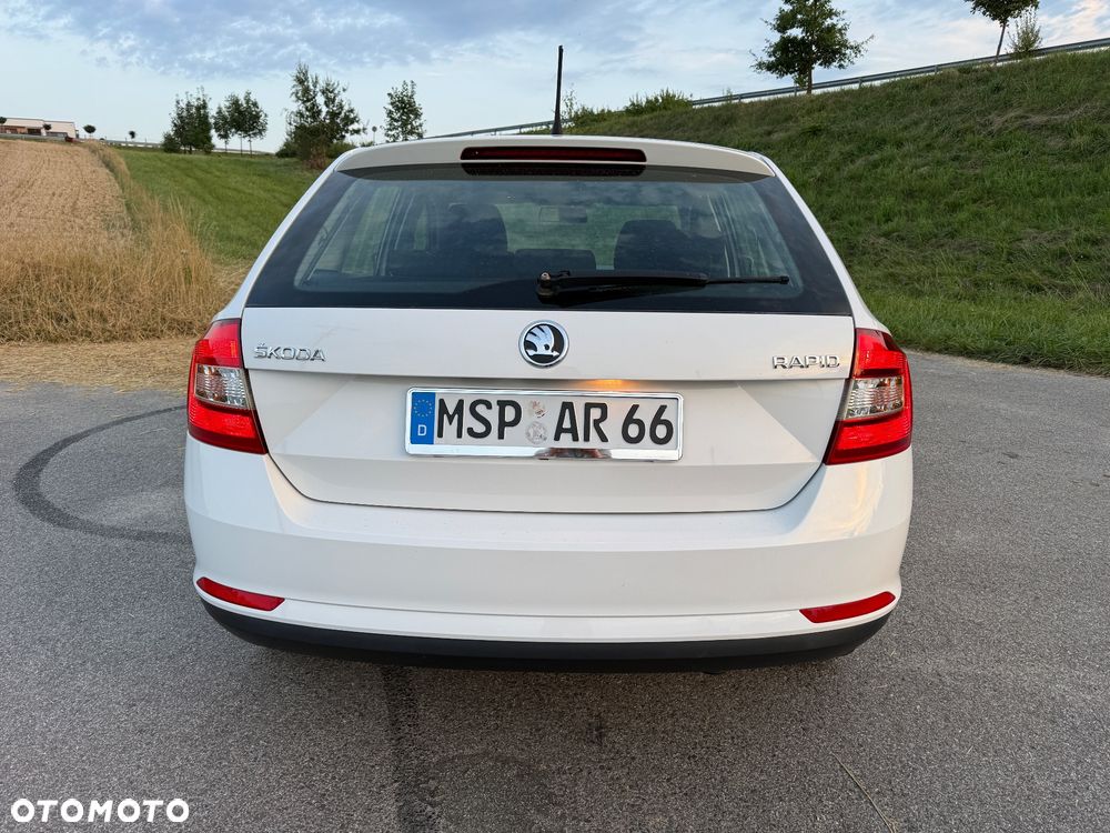 Skoda RAPID 1.2 MPI Active - 6