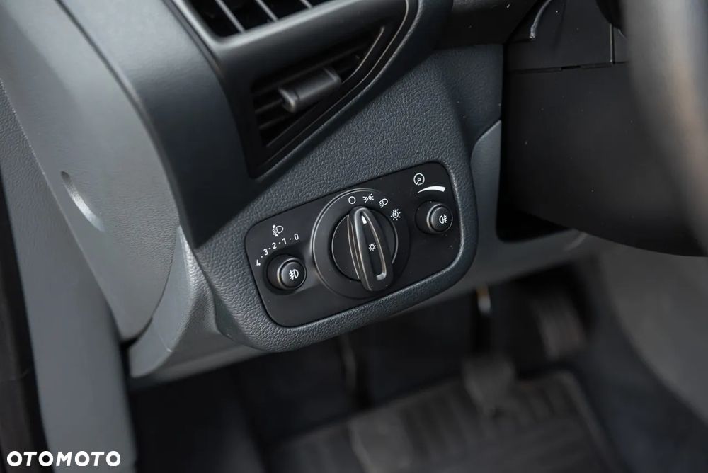 Ford Grand C-MAX 1.6 TDCi Titanium - 17