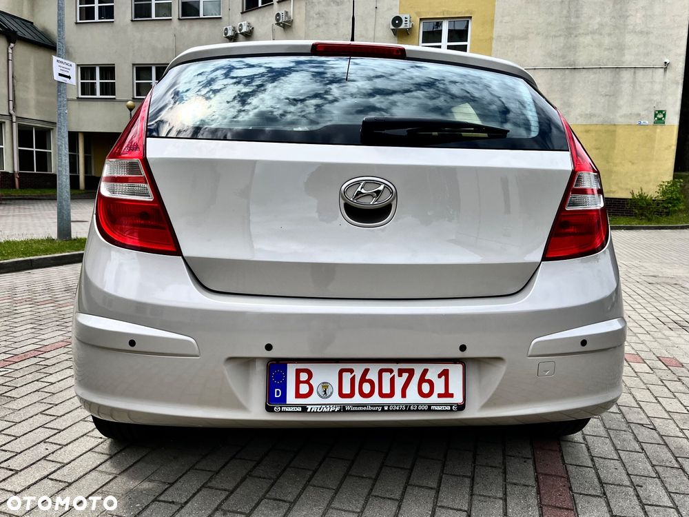 Hyundai i30 1.4 Team 08 - 4