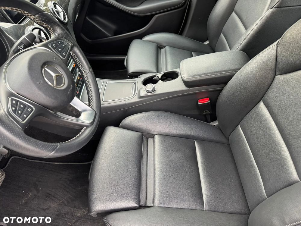 Mercedes-Benz Klasa B 250 4Matic 7G-DCT UrbanStyle Edition - 21