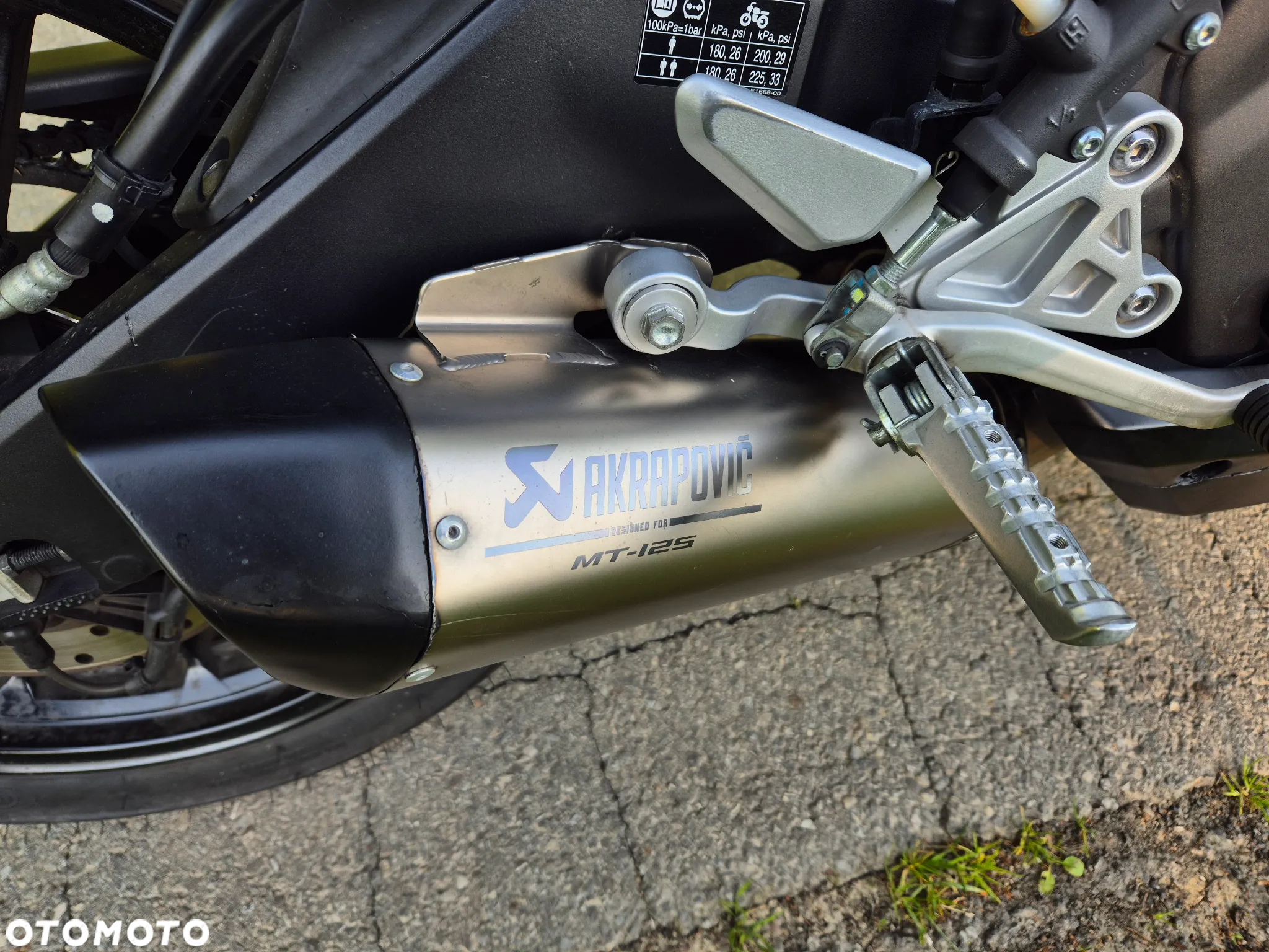 Yamaha MT - 8
