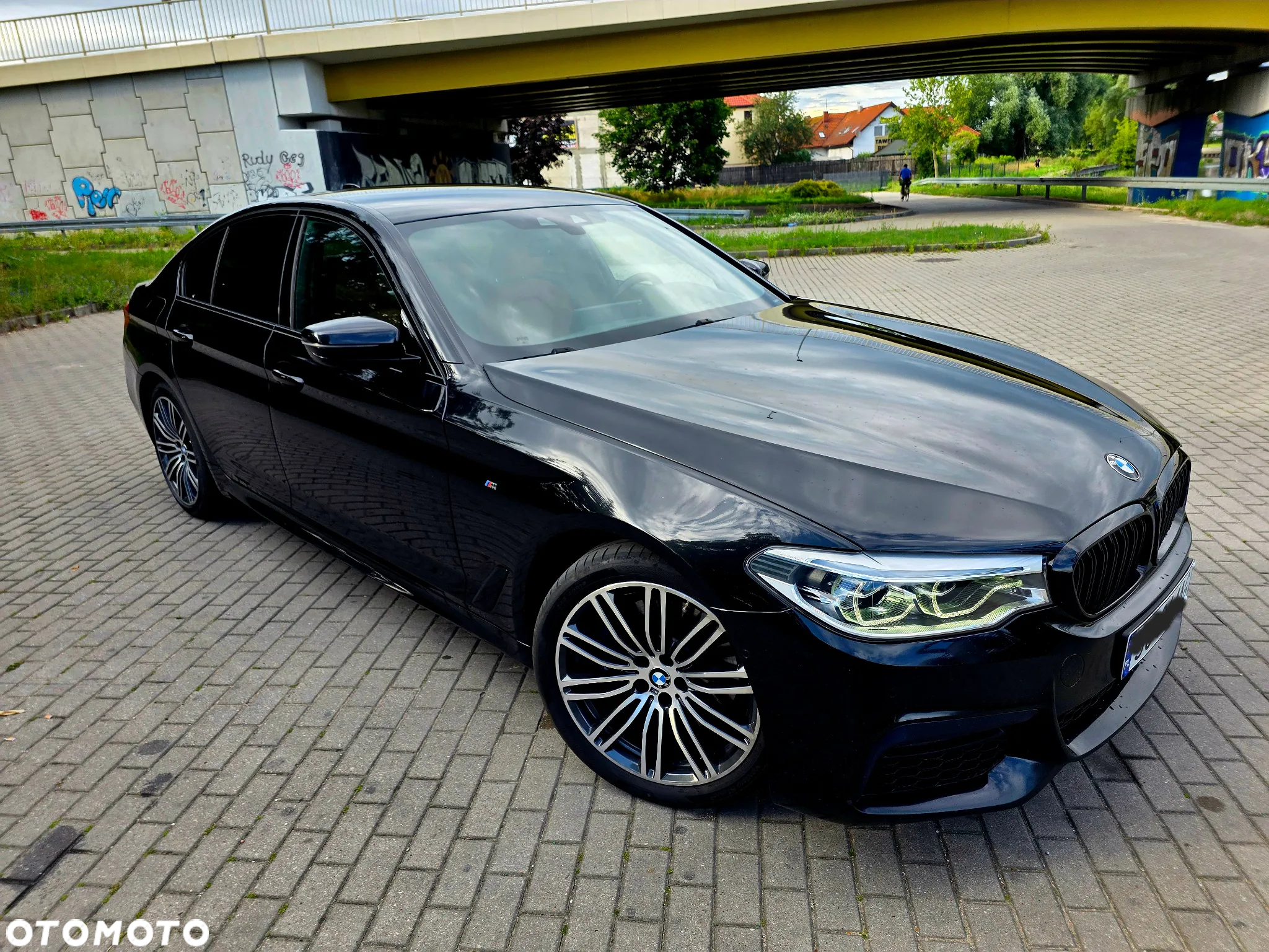 BMW Seria 5 530d xDrive M Sport sport - 4