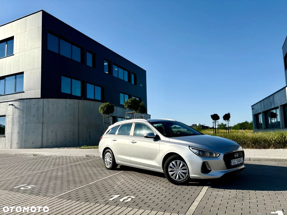 Hyundai i30 1.0 T-GDI Family - 19