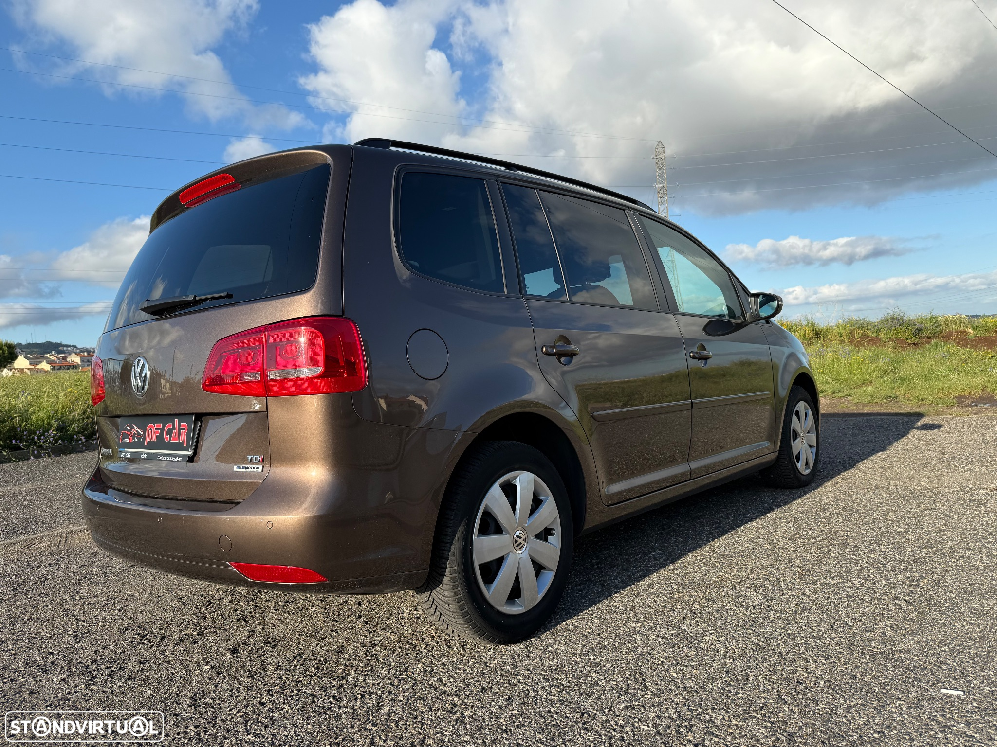 VW Touran 1.6 TDI DPF BlueMotion DSG Comfortline - 6