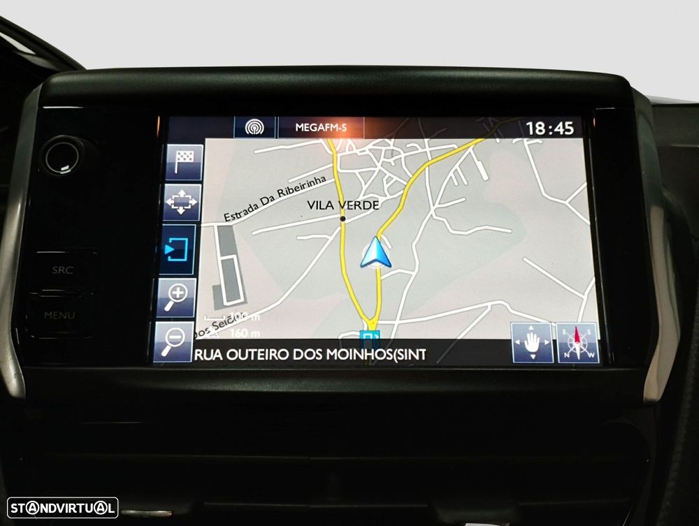 Peugeot 208 1.2 PureTech Signature - 9