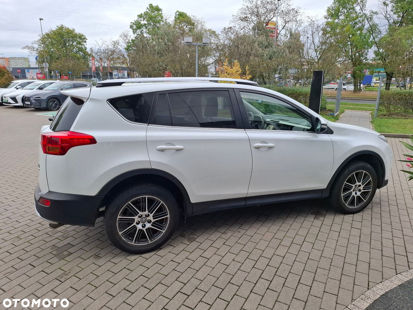 Toyota RAV4 2.2 D-CAT Prestige - 6