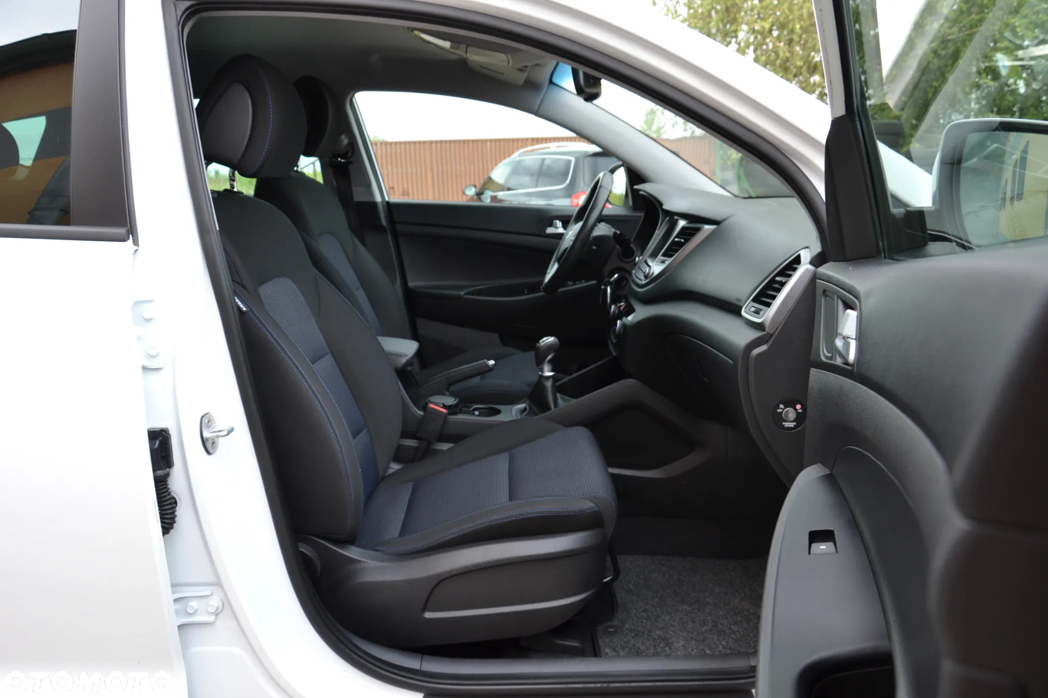Hyundai Tucson 1.6 GDi 2WD Pure - 33