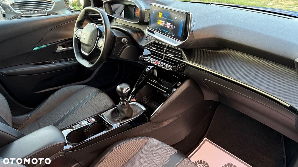 Peugeot 208 - 20