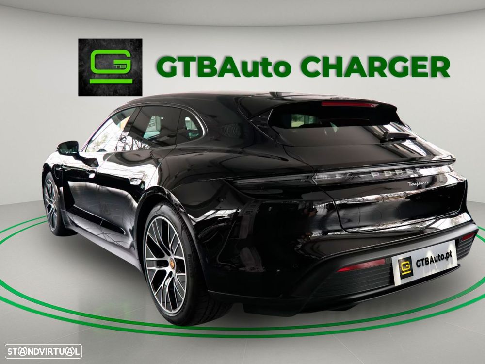 Porsche Taycan Sport Turismo - 16
