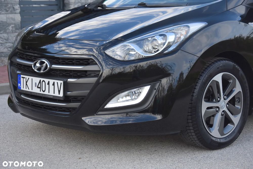 Hyundai i30 blue 1.4 Classic Navigation - 15