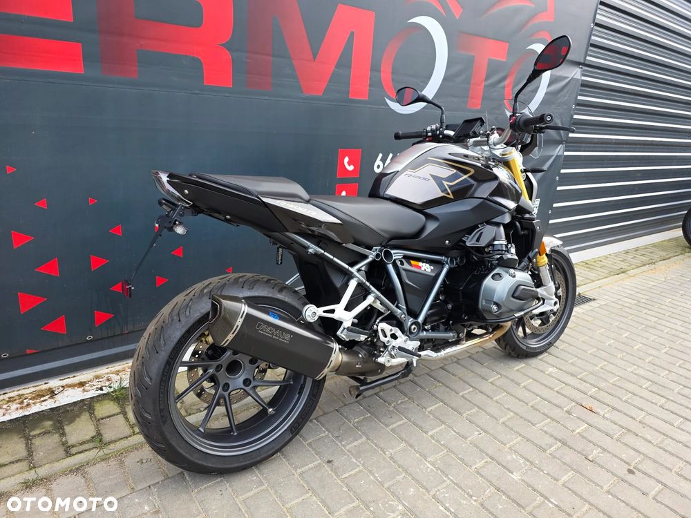 BMW R - 6
