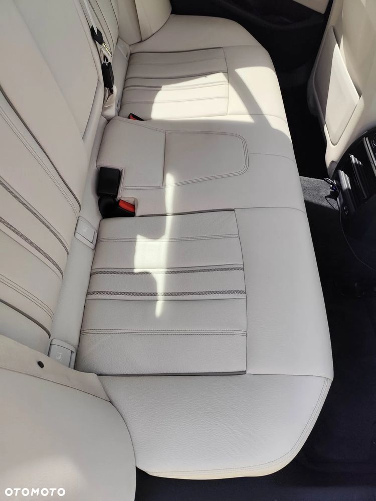 BMW Seria 5 530i GPF xDrive Luxury Line - 20