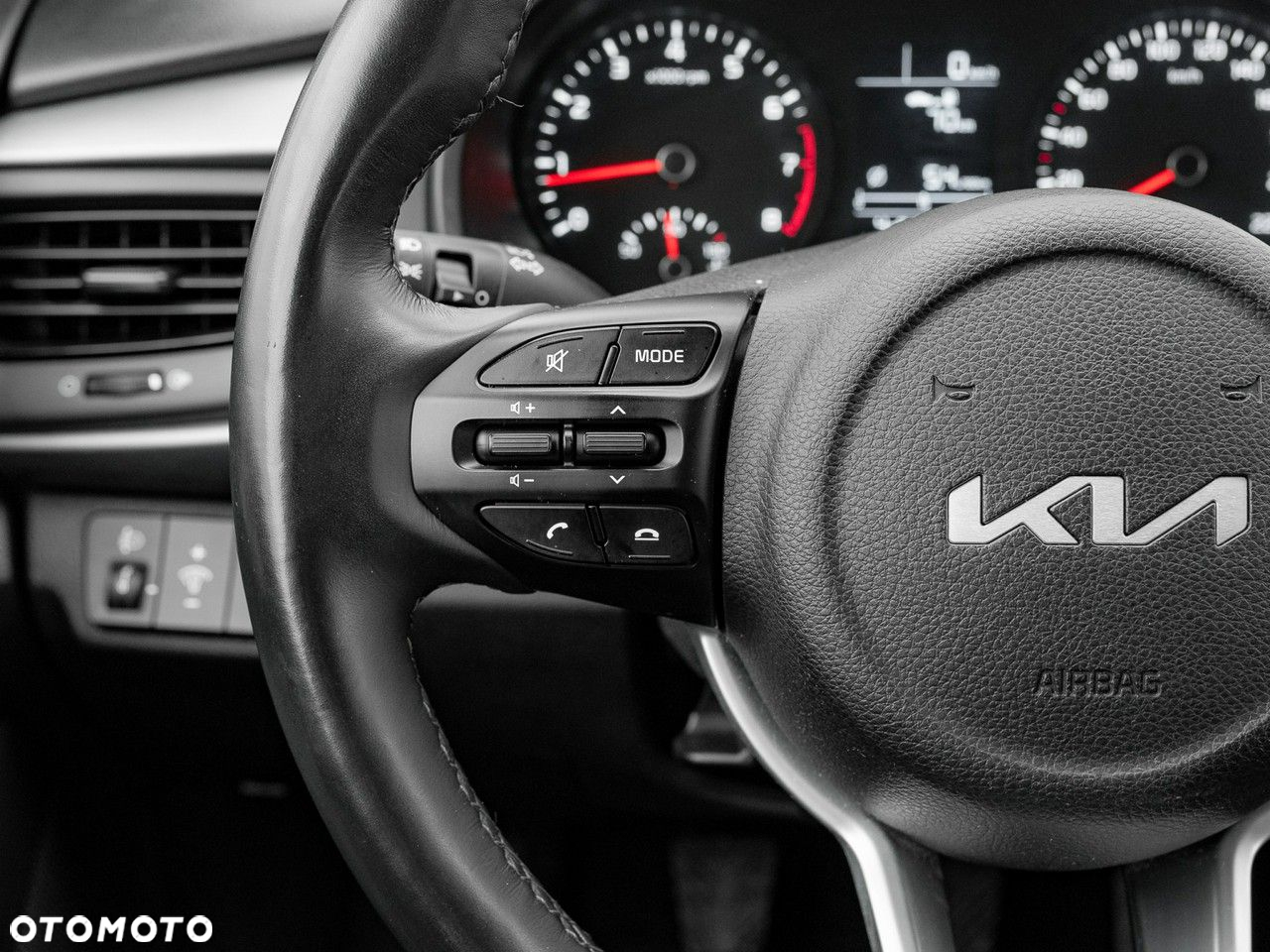 Kia Rio 1.2 M - 17