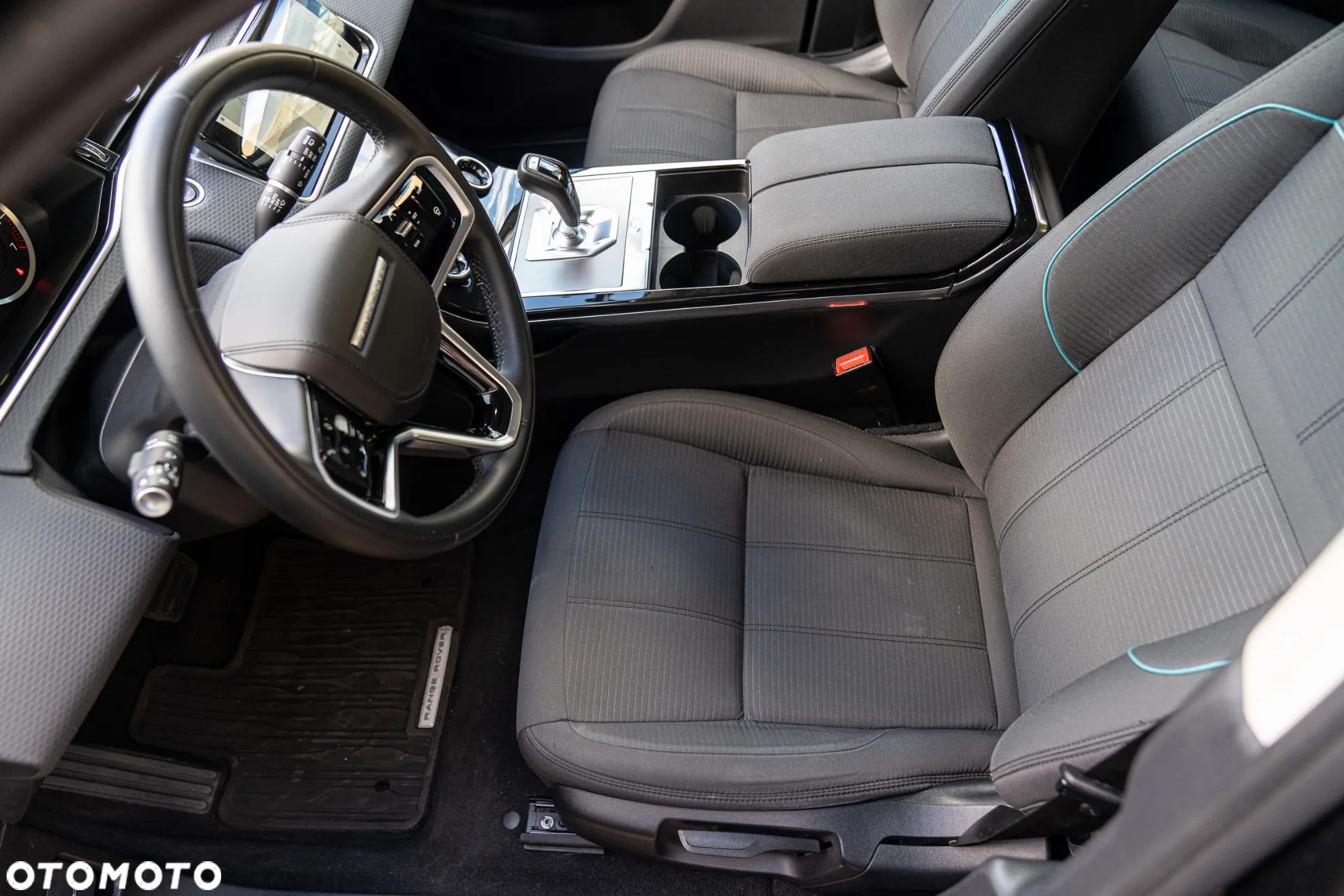 Land Rover Range Rover Evoque - 21