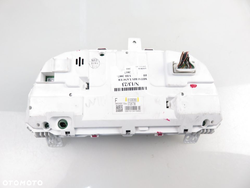 LICZNIK MITSUBISHI LANCER VIII 1.8 DI-D  8100B366 - 4