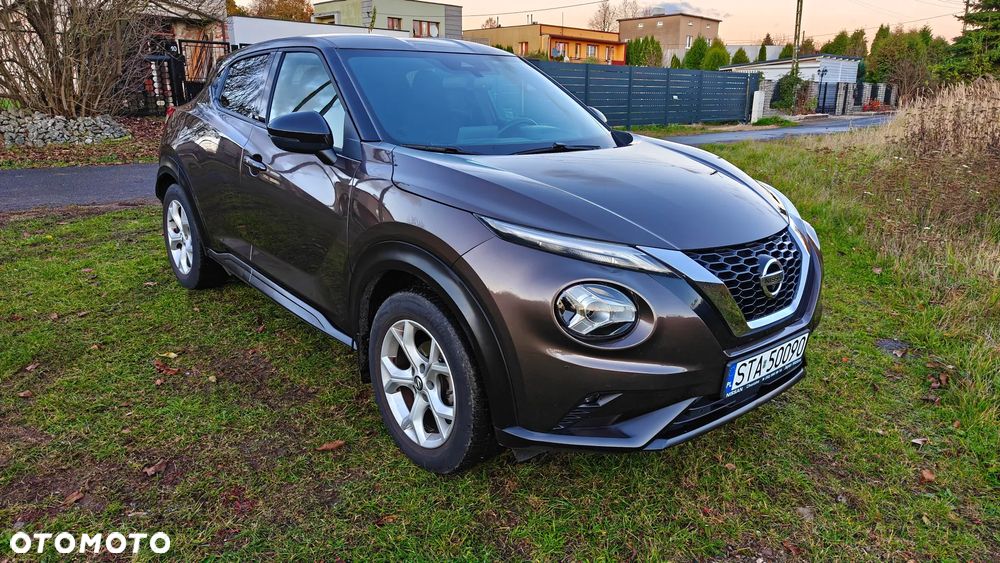 Nissan Juke 1.0 DIG-T N-Connecta DCT - 2