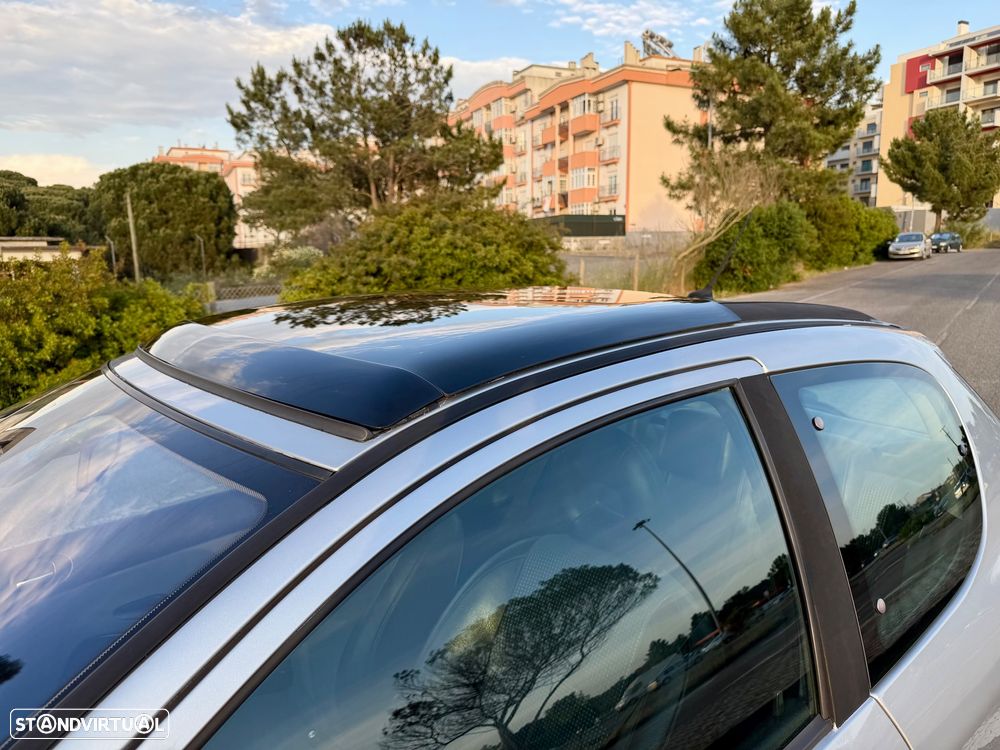 Peugeot 206 1.6 GTi - 10