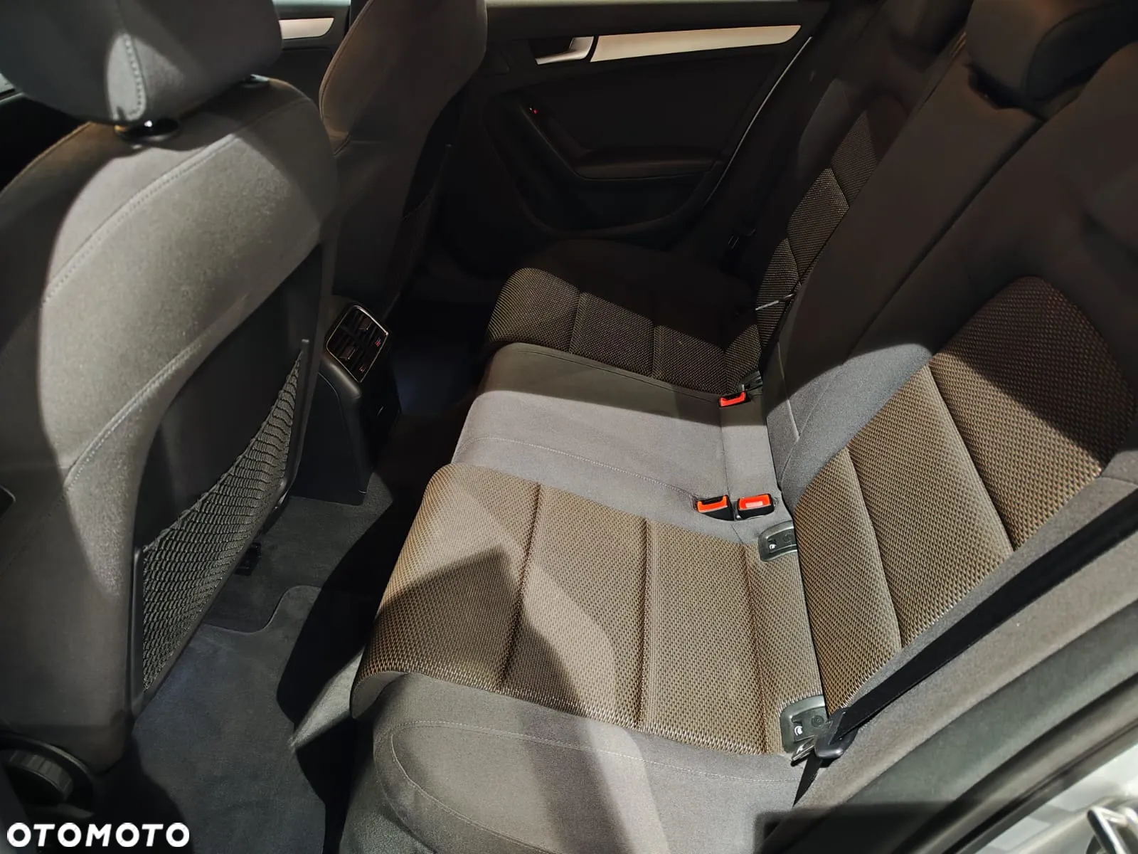 Audi A4 Allroad 2.0 TDI Quattro S tronic - 9