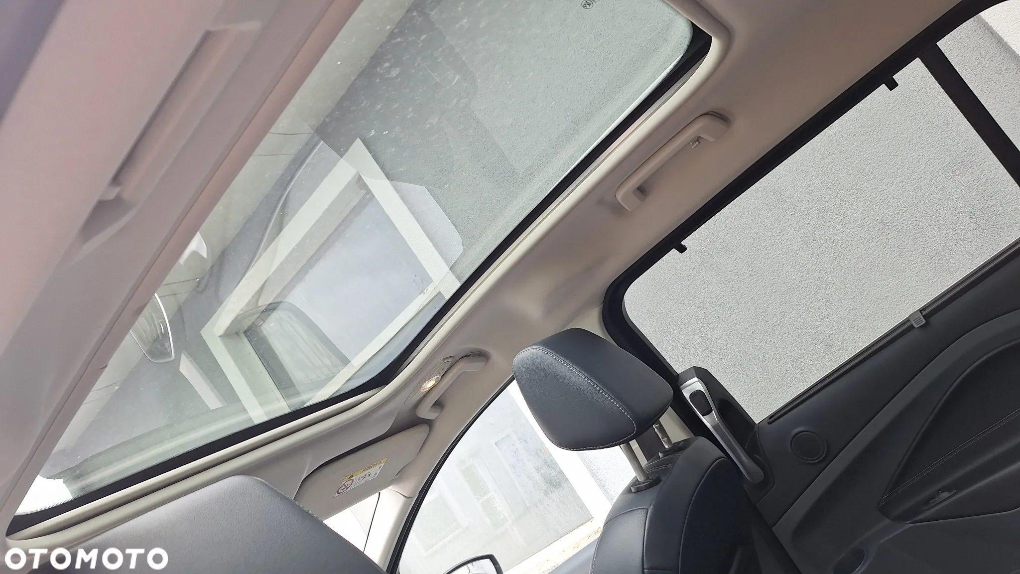 Ford Grand C-MAX 2.0 TDCi Titanium - 11