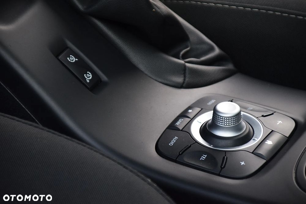 Renault Megane BLUE dCi 115 BUSINESS EDITION - 34