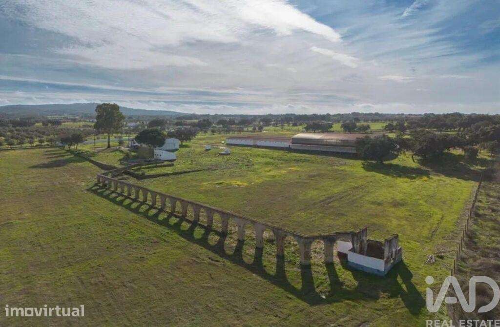 Quinta rural em Viana do Alentejo de 155 m2 - Grande imagem: 3/40