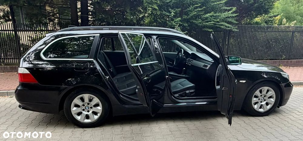 BMW Seria 5 525d - 6