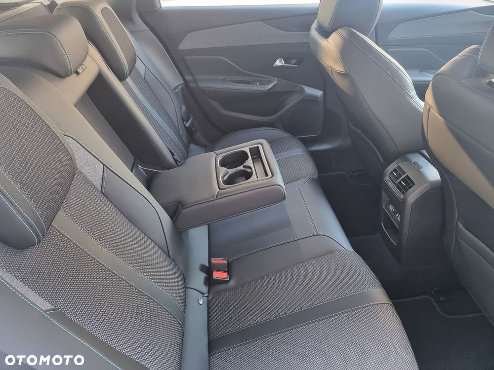 Peugeot 308 1.5 BlueHDi Allure Pack S&S - 25