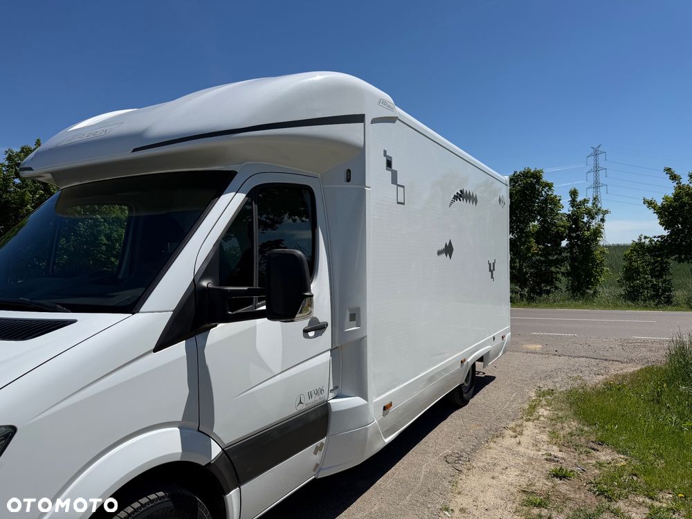 Mercedes-Benz Sprinter - 5