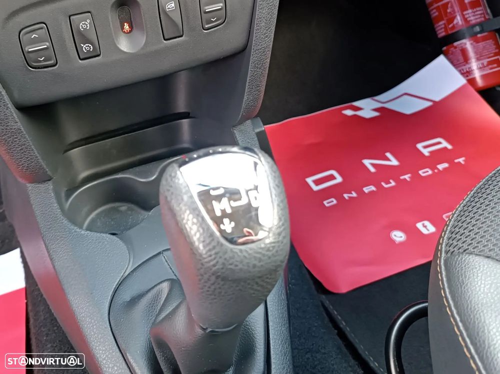 Dacia Sandero Stepway TCe 90 Easy-R S&S Celebration - 9