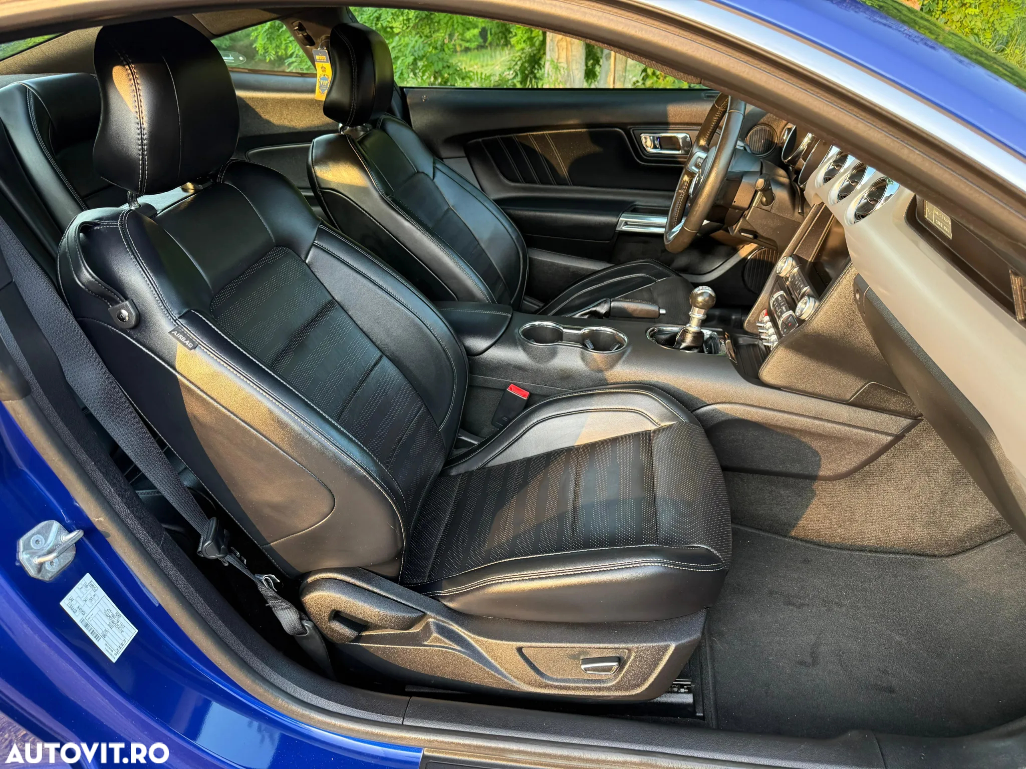 Ford Mustang 2.3 EcoBoost - 12