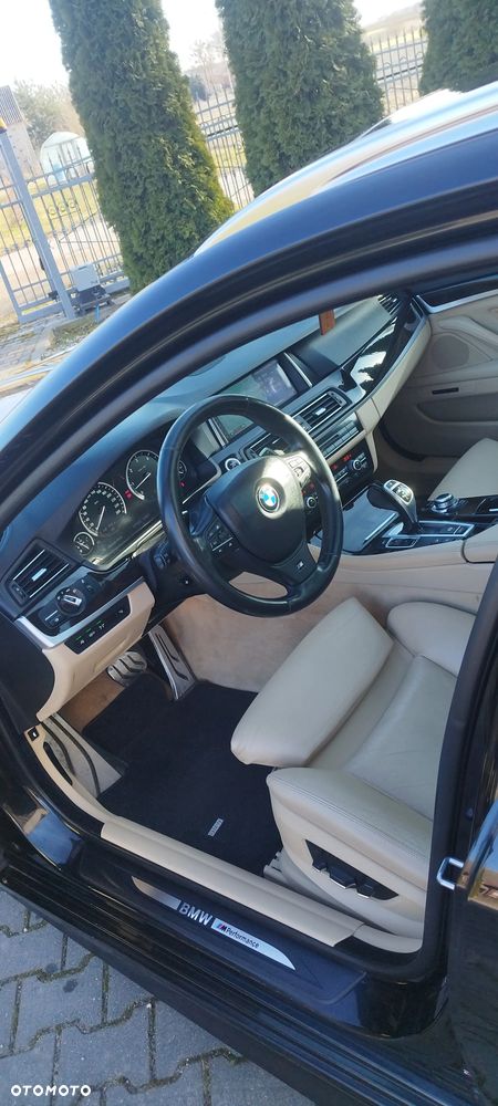 BMW Seria 5 530d xDrive Sport-Aut - 15