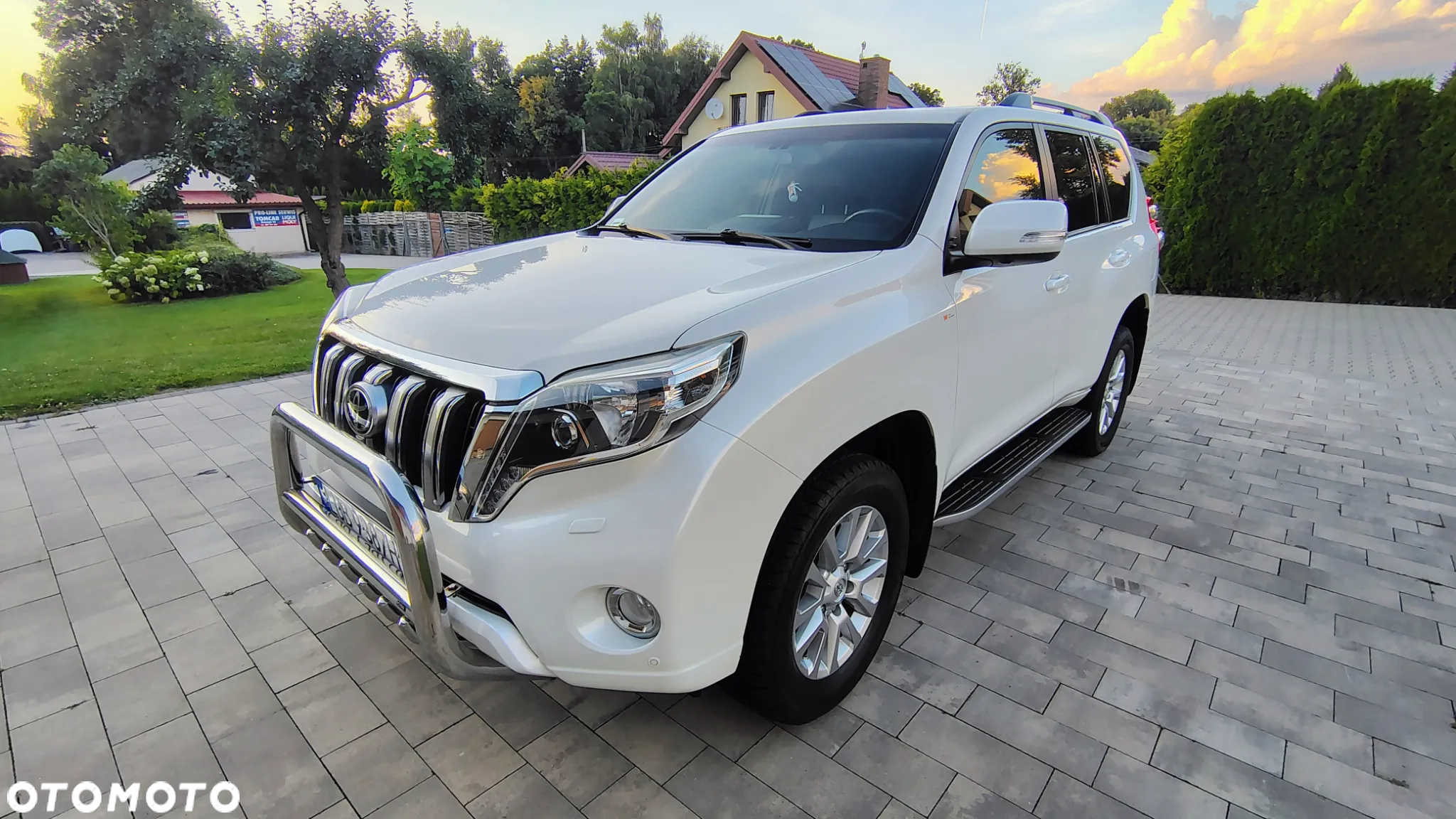 Toyota Land Cruiser - 13