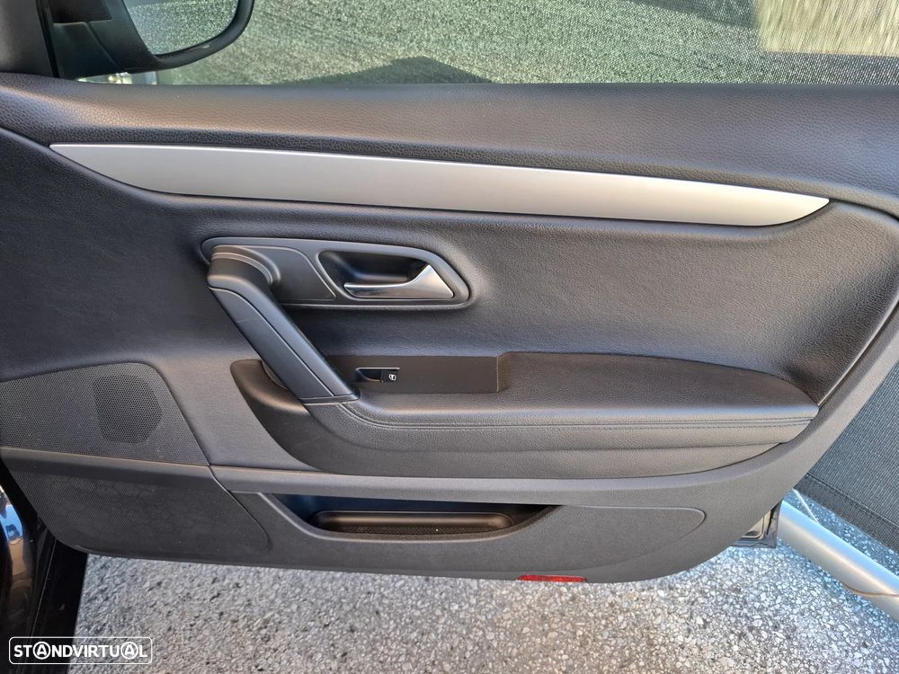 VW Passat CC 2.0 TDi - 55