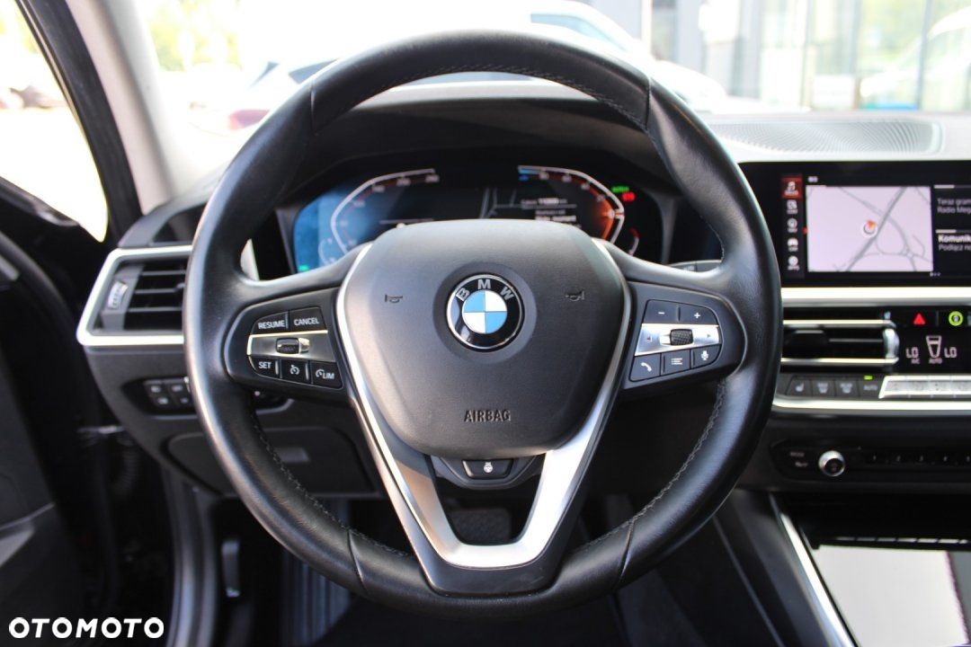 BMW Seria 3 - 30