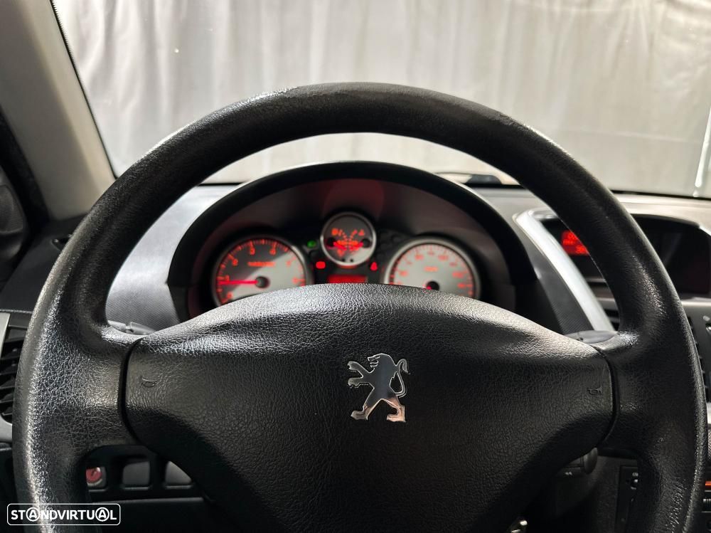 Peugeot 206+ 1.1 Urban - 36