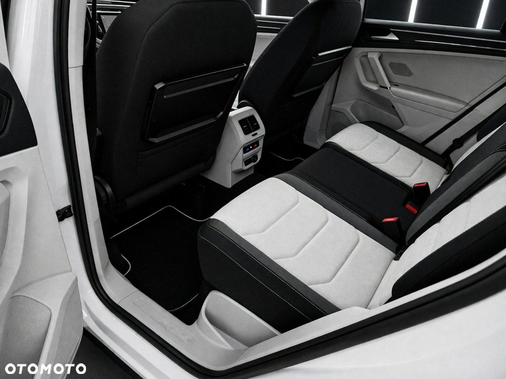 Volkswagen Tiguan - 15