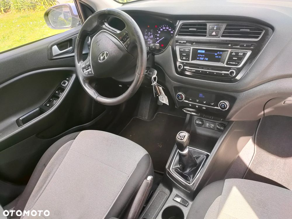 Hyundai i20 1.25 Style - 12