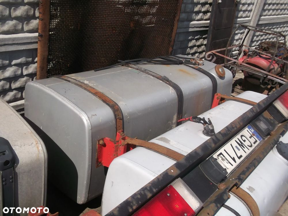 Zbiornik paliwa Man F2000 F90 700L - 2