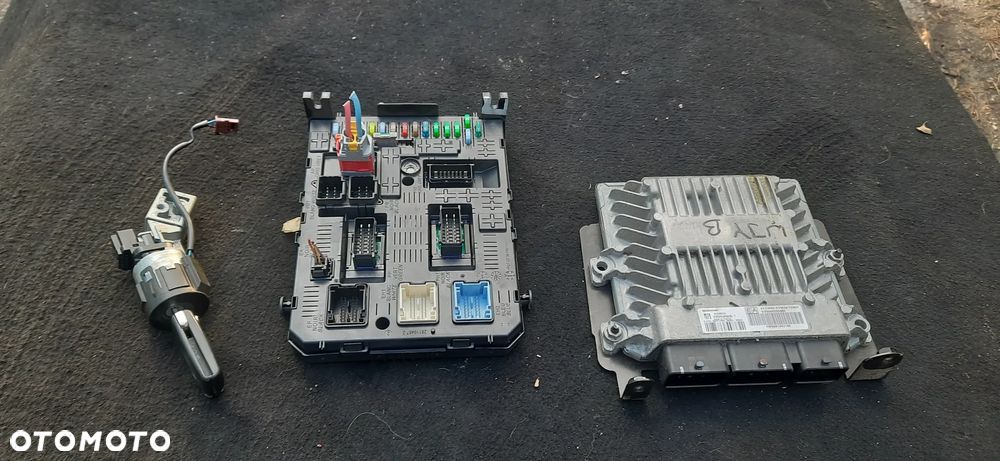 Citroen c4 picasso 2.0 hdi Automat zestaw startowy 9666095880 9661642180 sid803a 5ws40690b 9664058780 02 - 2