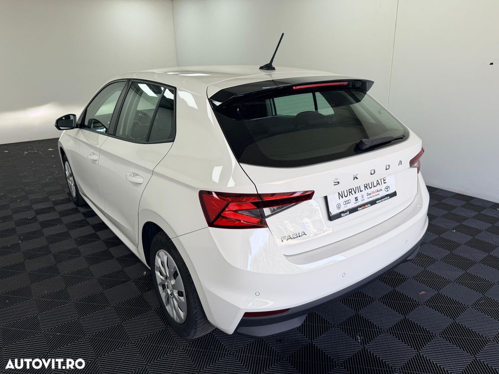 SKODA Fabia 2022 — imagine 20